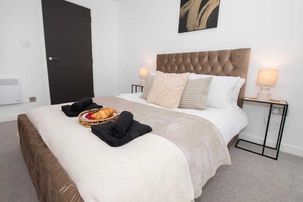 Deluxe 2 Bed York Flat With Gym Sleeps 6 Apartamento Exterior foto