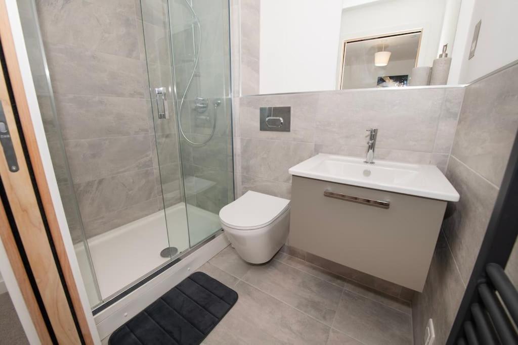 Deluxe 2 Bed York Flat With Gym Sleeps 6 Apartamento Exterior foto
